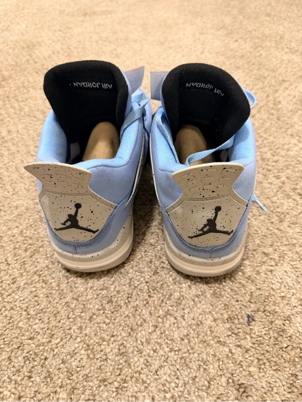 Air Jordan’s 4 Retro 'University Blue' sneakers